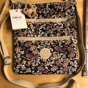 Kipling crossbody